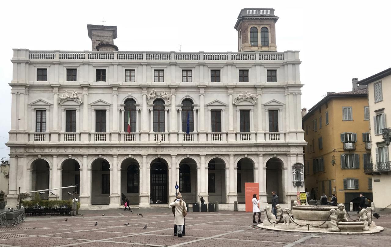 Flora Inn, Flora I - Nel Cuore Di Bergamo Alta Eksteriør bilde