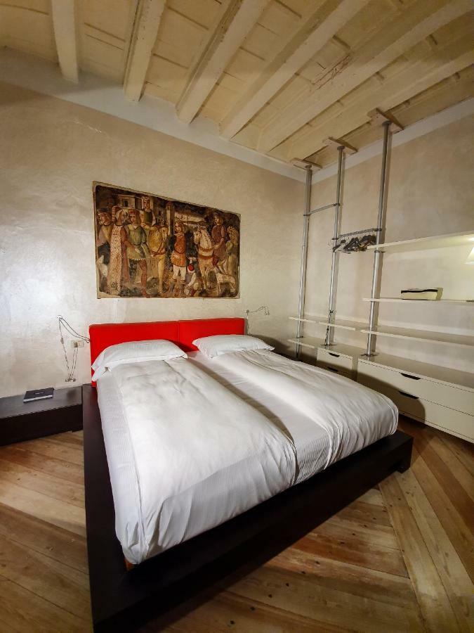 Flora Inn, Flora I - Nel Cuore Di Bergamo Alta Eksteriør bilde